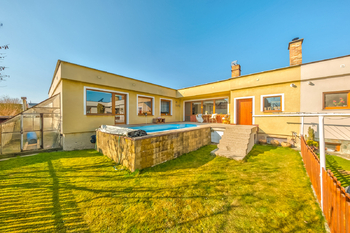 Prodej domu 115 m², Bělá pod Bezdězem