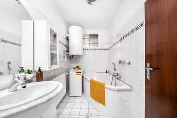 Prodej domu 115 m², Bělá pod Bezdězem