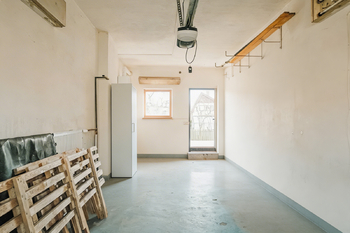 vizualizace - vyklizená garáž - Prodej domu 115 m², Bělá pod Bezdězem