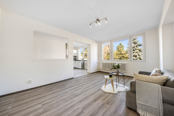 Prodej bytu 3+1 v osobním vlastnictví 74 m², Bělá pod Bezdězem