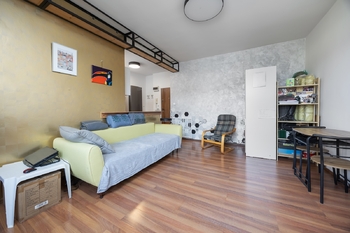 Prodej bytu 2+kk v osobním vlastnictví 67 m², Praha 4 - Michle