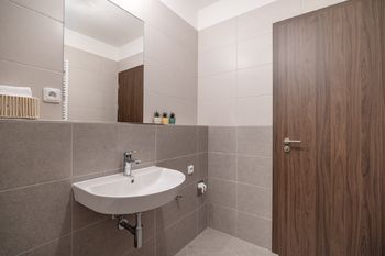 Prodej bytu 1+kk v družstevním vlastnictví 41 m², Praha 6 - Ruzyně