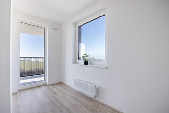 Obývací pokoj s jídelnou - Prodej bytu 1+kk v družstevním vlastnictví 41 m², Praha 6 - Ruzyně