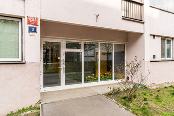 Prodej bytu 2+1 v osobním vlastnictví 49 m², Praha 4 - Michle