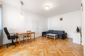 Prodej bytu 2+1 v osobním vlastnictví 49 m², Praha 4 - Michle