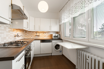 Prodej bytu 2+1 v osobním vlastnictví 53 m², Praha 6 - Vokovice