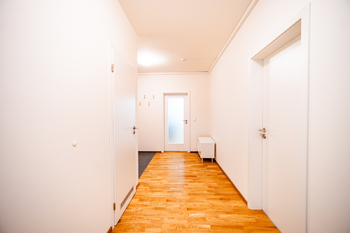 VSTUPNÍ HALA  - Pronájem bytu 3+kk v osobním vlastnictví 147 m², Praha 9 - Vysočany