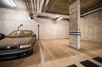 GARÁŽOVÉ STÁNÍ Č. 033 /24,5 M2 - Pronájem bytu 3+kk v osobním vlastnictví 147 m², Praha 9 - Vysočany