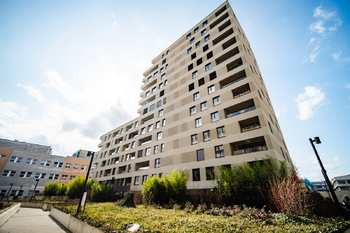 BYTOVÝ DŮM PECHMANOVÝCH  - Pronájem bytu 3+kk v osobním vlastnictví 147 m², Praha 9 - Vysočany