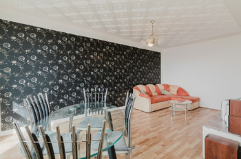 Obývací pokoj - Prodej bytu 4+1 v družstevním vlastnictví 79 m², Litvínov