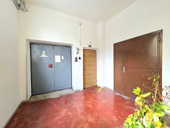 Prodej skladovacích prostor 550 m², Žatec