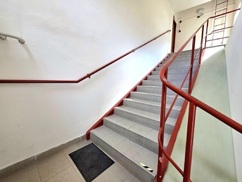 Prodej skladovacích prostor 550 m², Žatec