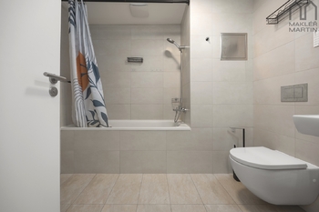 Pronájem bytu 2+kk v osobním vlastnictví 78 m², Praha 3 - Strašnice