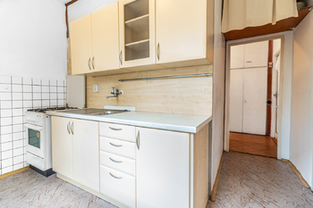 Kuchyňská linka - Prodej bytu 3+1 v osobním vlastnictví 72 m², Praha 10 - Záběhlice