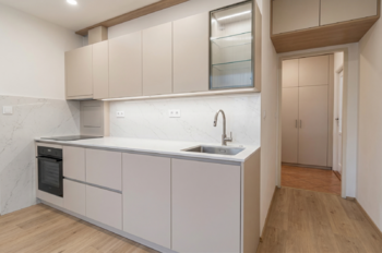 Vizualizace: Kuchyně - Prodej bytu 3+1 v osobním vlastnictví 72 m², Praha 10 - Záběhlice