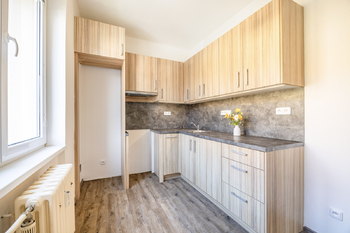 Kuchyně - Prodej bytu 3+1 v osobním vlastnictví 73 m², Mělník