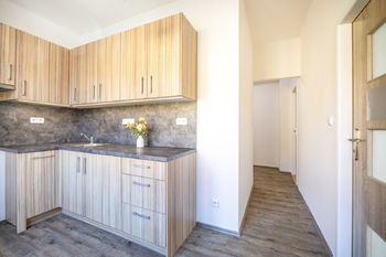 Kuchyně - Prodej bytu 3+1 v osobním vlastnictví 73 m², Mělník