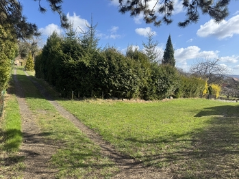 příjezd až k zahradě - Prodej pozemku 366 m², Děčín