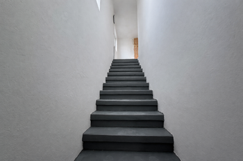 schodiště - Prodej domu 140 m², Bakov nad Jizerou