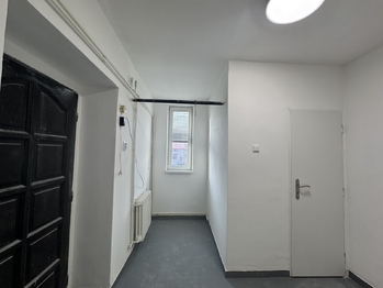 zádveří - Prodej domu 140 m², Bakov nad Jizerou