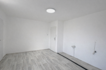 obývací pokoj + kk - Prodej domu 140 m², Bakov nad Jizerou