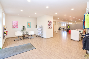 Pronájem obchodních prostor 380 m², Úhonice