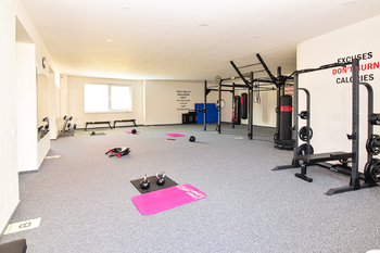 Pronájem obchodních prostor 380 m², Úhonice