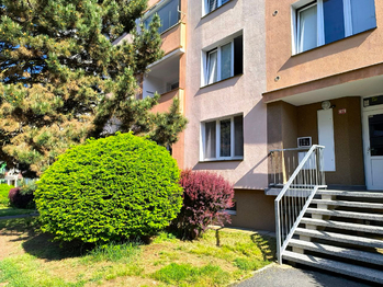 Pronájem bytu 2+1 v osobním vlastnictví 54 m², Sokolov