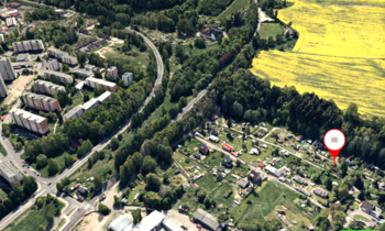 Letecký pohled na osadu, vlevo sídliště Skalka. - Prodej chaty / chalupy 76 m², Cheb