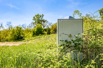 Prodej pozemku 2955 m², Husinec