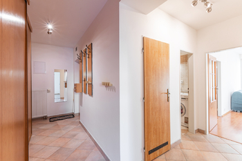 Pronájem bytu 3+kk v osobním vlastnictví 99 m², Praha 5 - Zbraslav