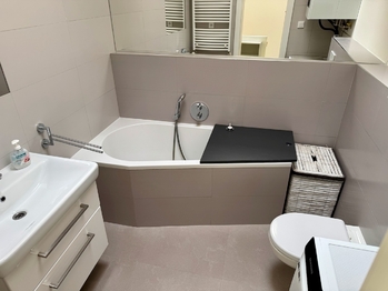 Koupelna - Pronájem bytu 3+kk v osobním vlastnictví 70 m², Říčany