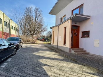 Vlak nedaleko - Pronájem bytu 3+kk v osobním vlastnictví 70 m², Říčany