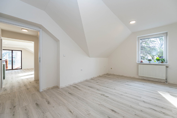 Pronájem bytu 2+kk v osobním vlastnictví 80 m², Dobříč