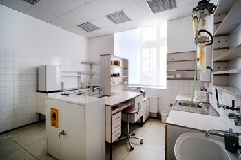 Petr Sonnenschein|+420 778 750 999|RE/MAX Centrum|Hornopolní 1455/28 - Pronájem obchodních prostor 156 m², Ostrava