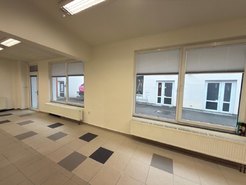 Pronájem obchodních prostor 84 m², České Budějovice