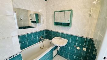 Pronájem bytu 2+kk v družstevním vlastnictví 39 m², Praha 10 - Záběhlice