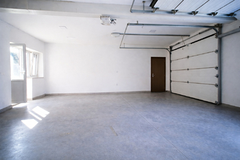 Denisa Myslivcová / 604 191 744  - Prodej domu 253 m², Pustějov