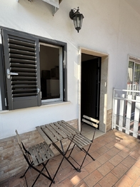 Venkovní sezení - Prodej bytu 2+kk v osobním vlastnictví 57 m², Silvi