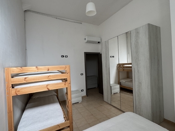 Ložnice - Prodej bytu 2+kk v osobním vlastnictví 57 m², Silvi