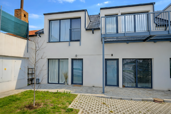 Prodej domu 101 m², Zlončice