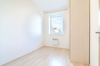 Pronájem bytu 3+kk v osobním vlastnictví 62 m², Jesenice