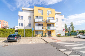 Pronájem bytu 3+kk v osobním vlastnictví 62 m², Jesenice