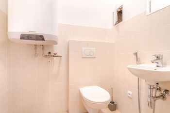 Pronájem bytu 3+kk v osobním vlastnictví 62 m², Jesenice