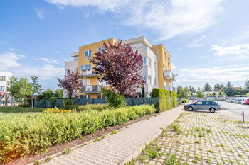 Pronájem bytu 3+kk v osobním vlastnictví 62 m², Jesenice