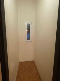 Pronájem bytu 2+1 v osobním vlastnictví 94 m², Praha 8 - Libeň