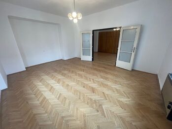 Pronájem bytu 2+1 v osobním vlastnictví 94 m², Praha 8 - Libeň