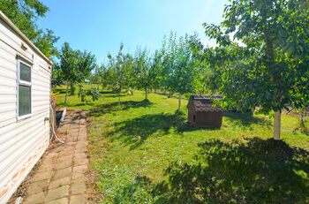 Prodej pozemku 1109 m², Břeclav