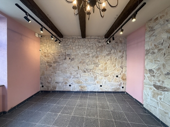 Pronájem obchodních prostor 42 m², Karlovy Vary
