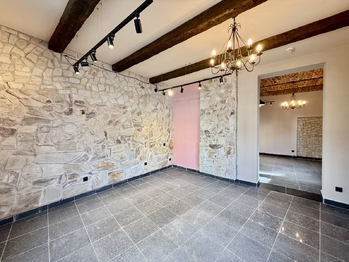 Pronájem obchodních prostor 42 m², Karlovy Vary